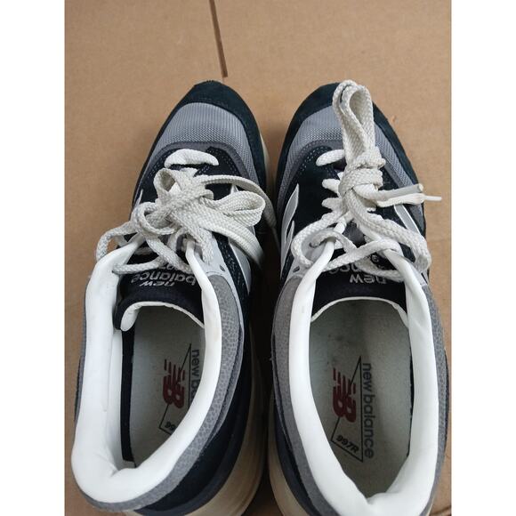 USED New Balance Unisex 997R Sneaker,Black,Men 10.5 / Women 12 main image 6